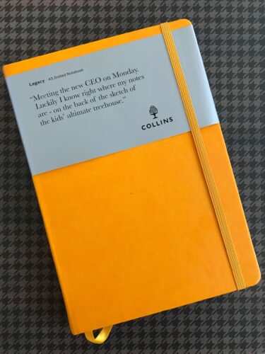 Zdjęcie okładkowe wpisu: Recenzja: Collins Legacy — brytyjskie dziedzictwo