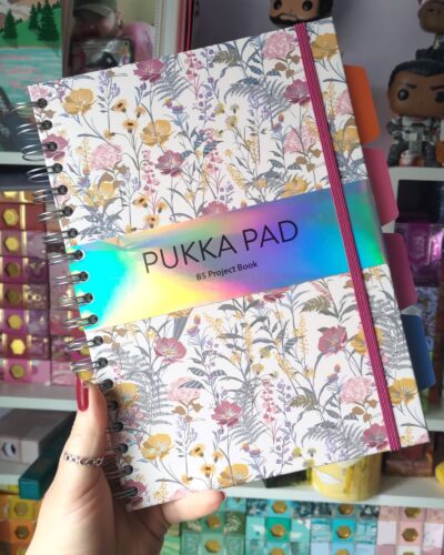 Zdjęcie okładkowe wpisu: Recenzja: Pukka Pad Project Book — idealny notatnik na studia